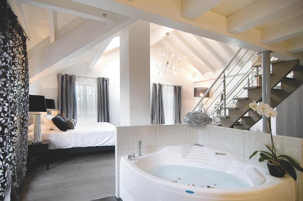 De Maison Rouge 4* Vétraz-Monthoux