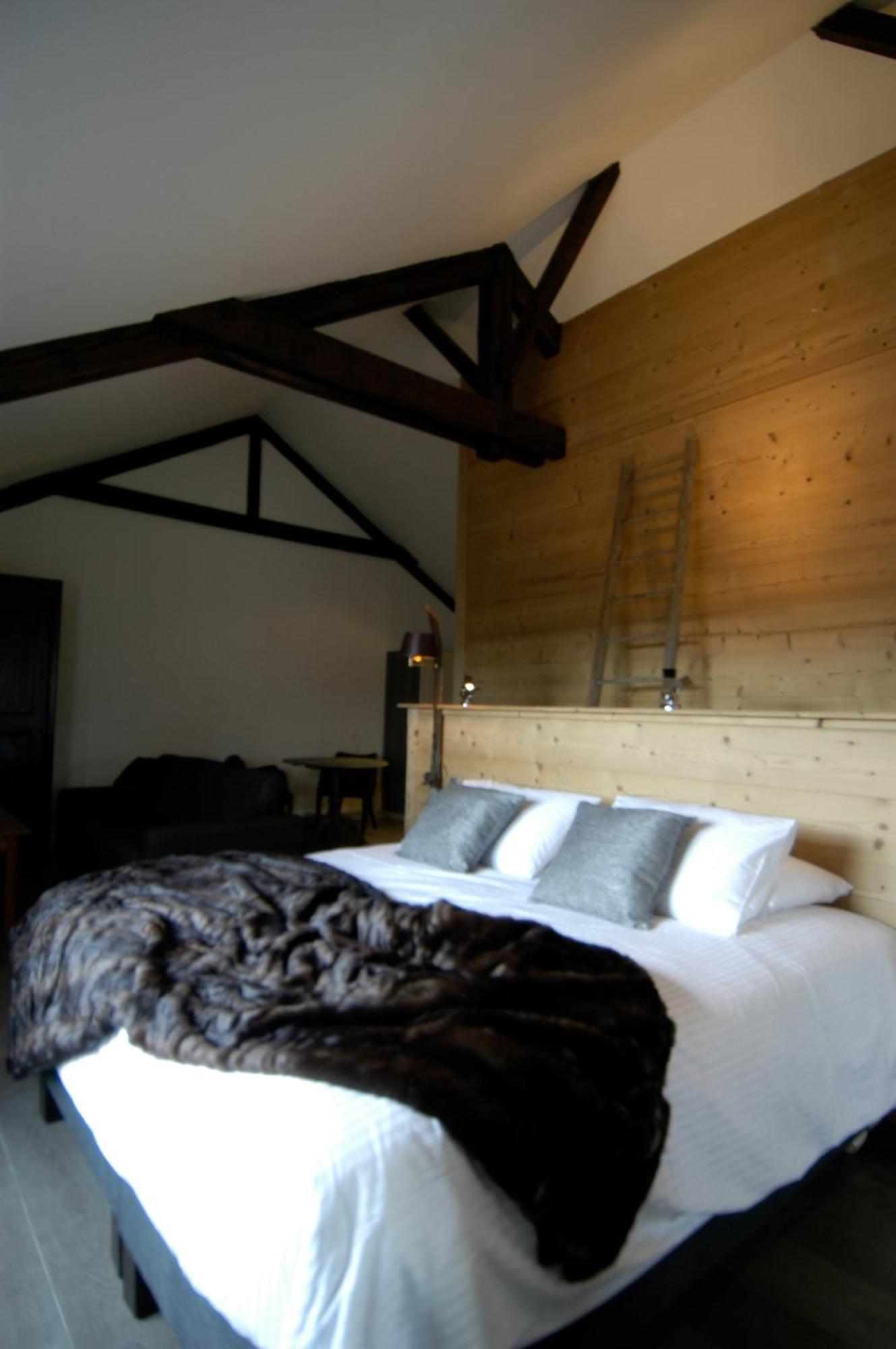 De Maison Rouge 4*
