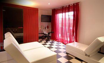 De Maison Rouge 4*