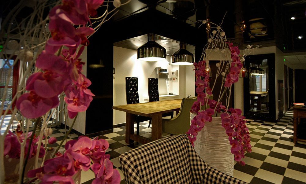 De Maison Rouge Hotel 4*
