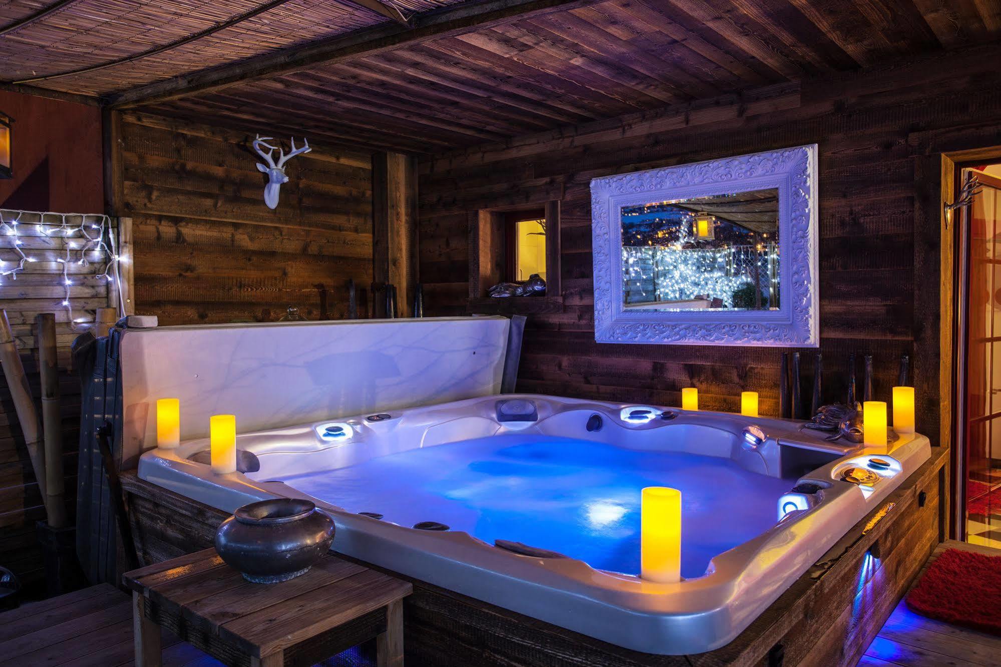 De Maison Rouge Hotel 4*